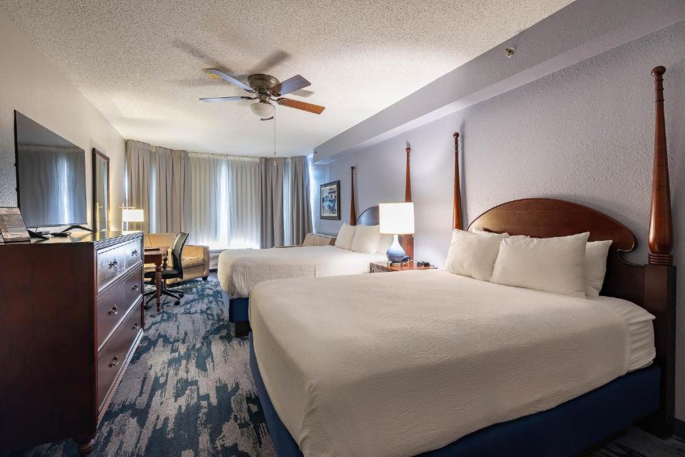Deluxe Double Room interior